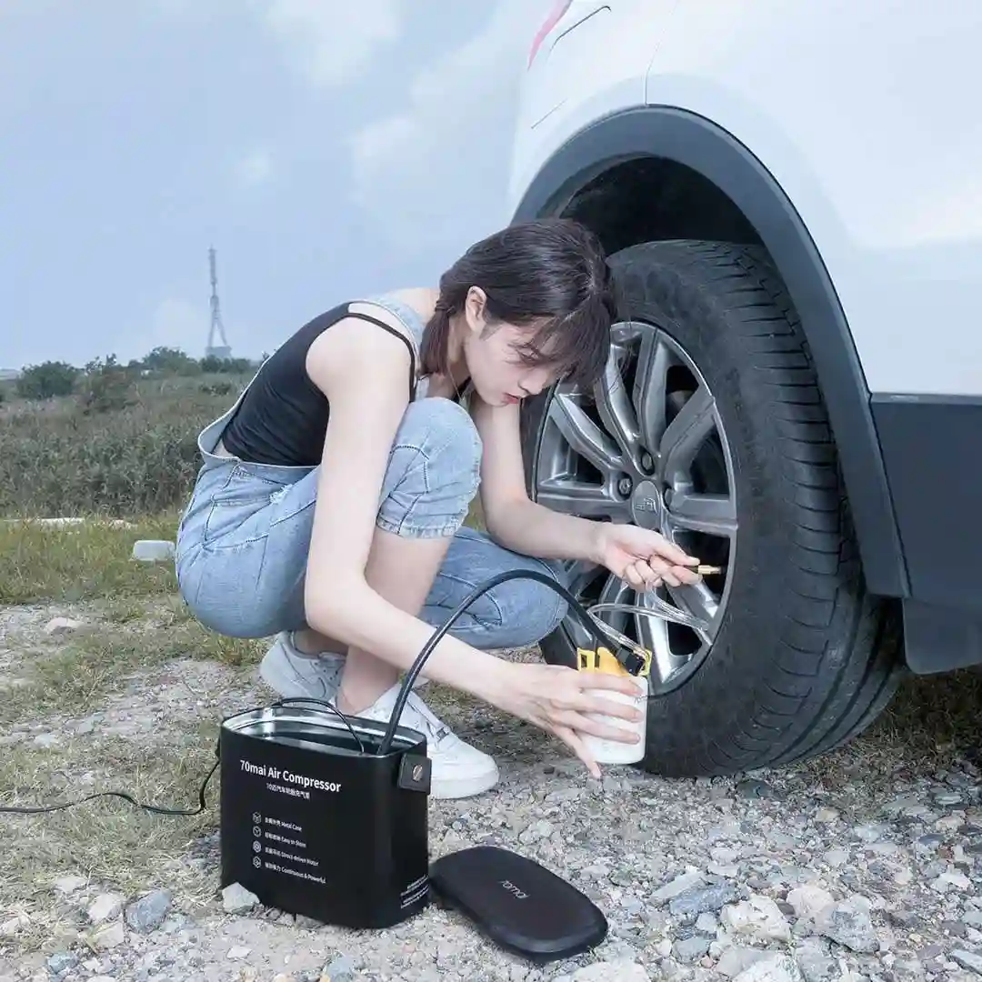 May-bom-hoi-o-to-xiaomi-air-compressor-2