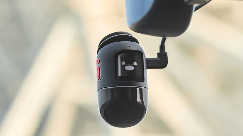 Omni X200 được trang bị ống kính xoay 360 độ