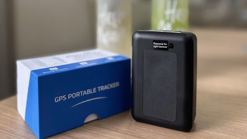 Thiết bị định vị pin không dây TN09 Max 4G có thể tự chuyển sang chế độ ngủ khi phương tiện dừng