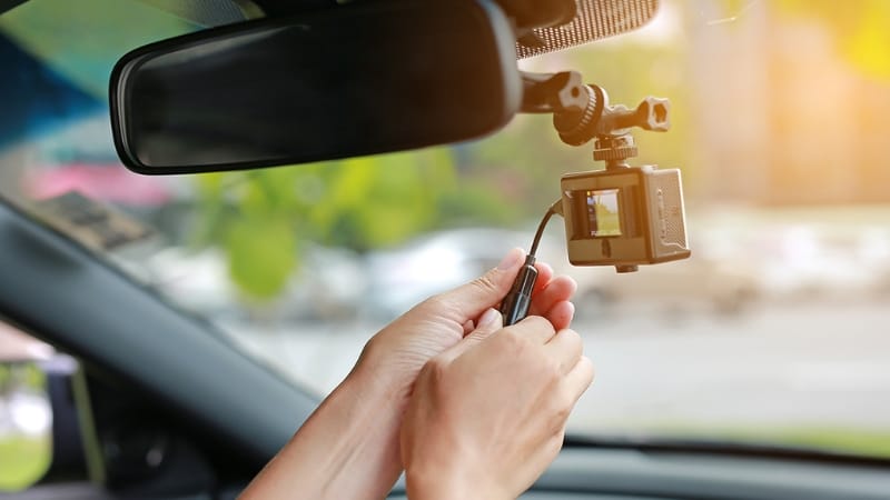 Người dùng cần xem xét kỹ các yếu tố trước khi chọn camera hành trình giá rẻ