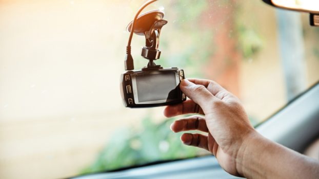Chế độ bảo hành là yếu tố quan trọng khi chọn mua camera hành trình