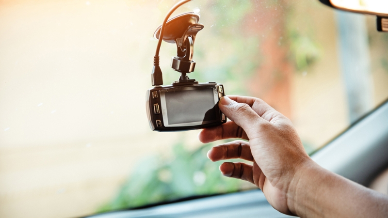 Chế độ bảo hành là yếu tố quan trọng khi chọn mua camera hành trình