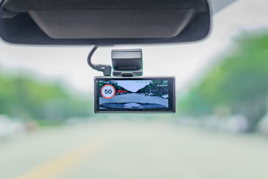 Camera-hanh-trinh-vietmap-speedmap-m2-4g-kem-canh-bao-toc-do-2