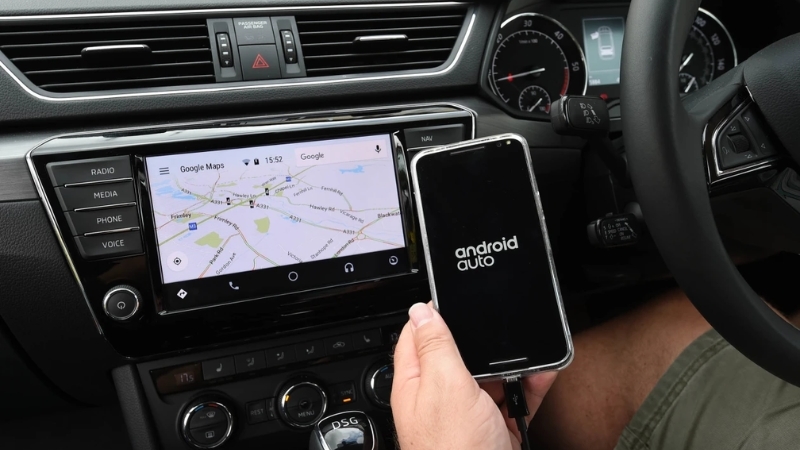 Một số ứng dụng định vị hỗ trợ đồng bộ với smartphone