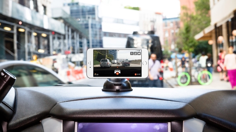 Phần mềm camera hành trình là giải pháp hữu ích giúp tài xế giám sát hành trình