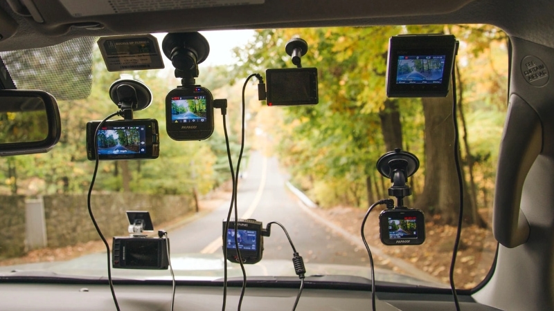 Camera hành trình là thiết bị ghi lại toàn bộ hình ảnh và âm thanh trong quá trình di chuyển