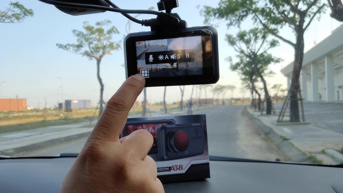 Camera quay bị mờ, nhòe hoặc ngược sáng