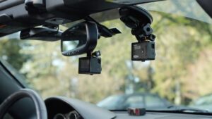 Camera hành trình tích hợp GPS — Lợi ích cho người dùng
