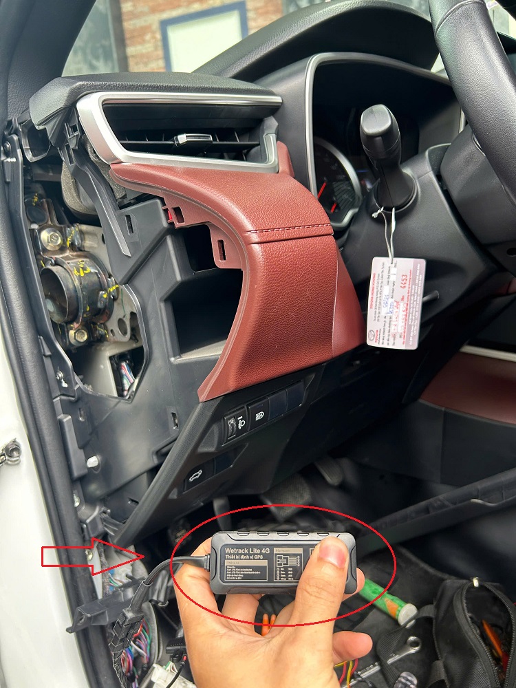 kiểm tra xe ô tô có gắn định vị không