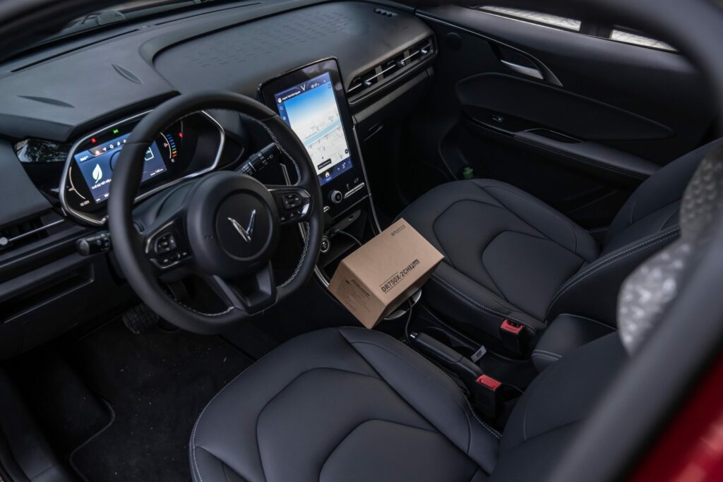 Xe-dien-vinfast-lap-camera-hanh-trinh-nao_6-scaled