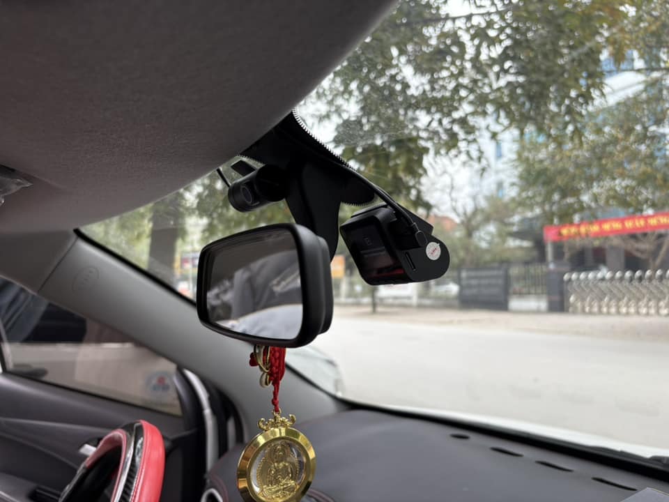Nên Lắp Camera Hành Trình Loại Nào Cho VinFast VF5?