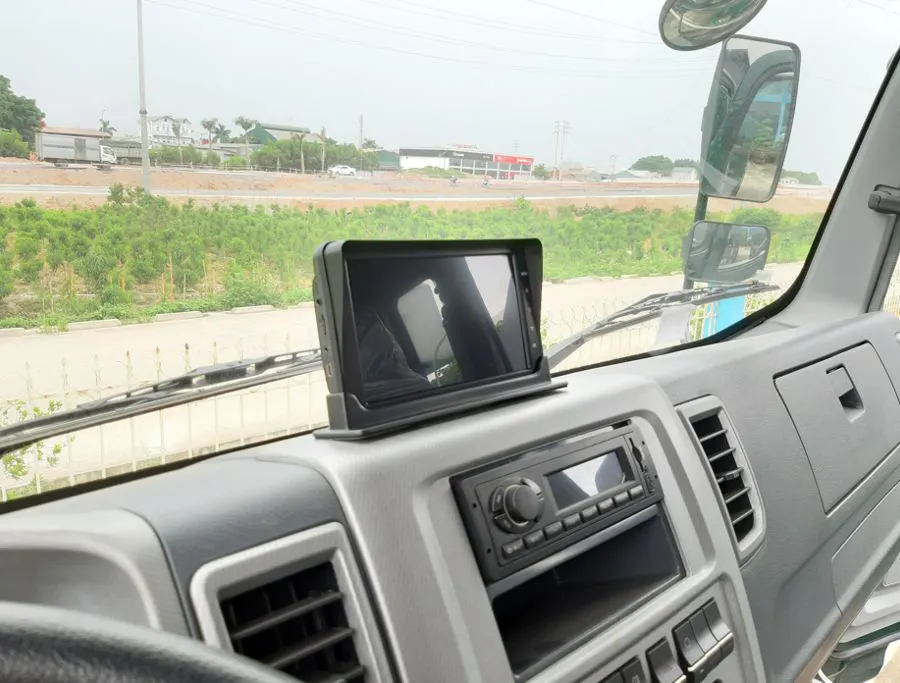 Địa Chỉ Lắp Camera Hành Trình Xe Tải Uy Tín