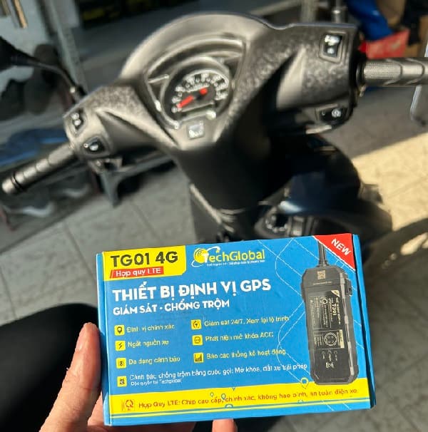Lắp định vị xe máy Honda